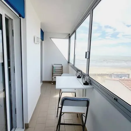 Le Studio 61 - Face Ocean, Atlantique Toboggan *